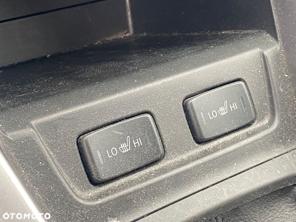 Suzuki Vitara 1.0 Boosterjet Premium 2WD - 23