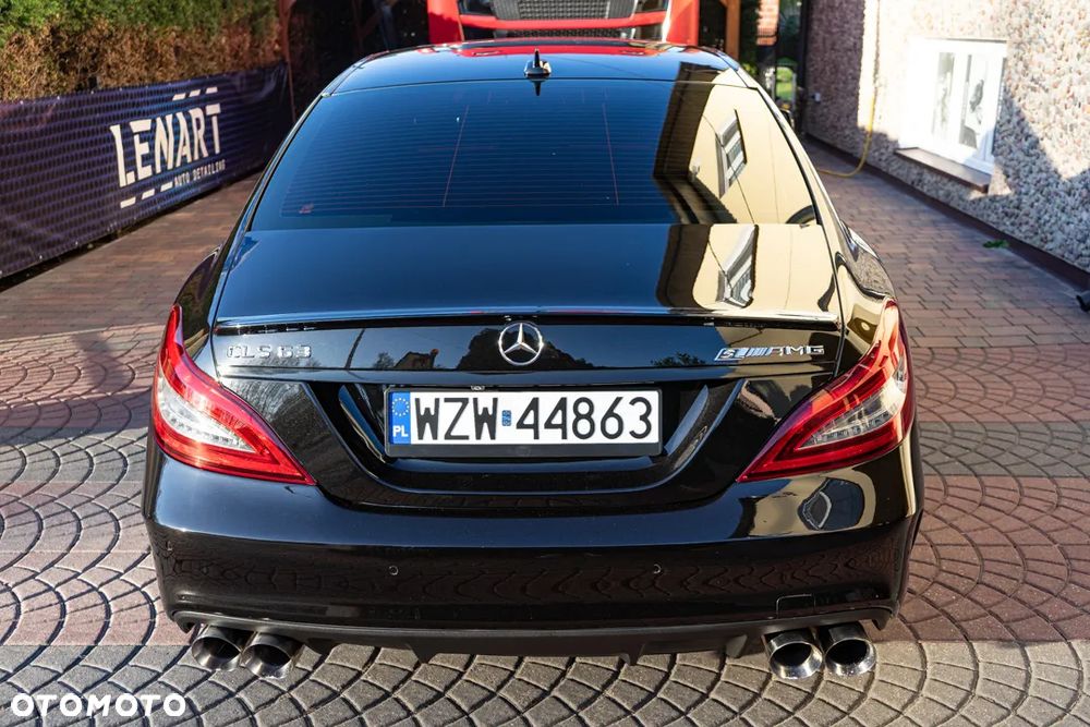 Mercedes-Benz CLS - 11