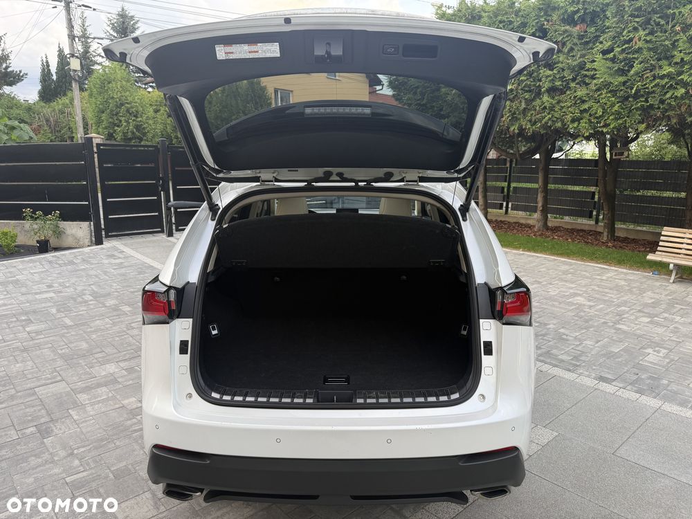 Lexus NX 200t Prestige AWD - 12