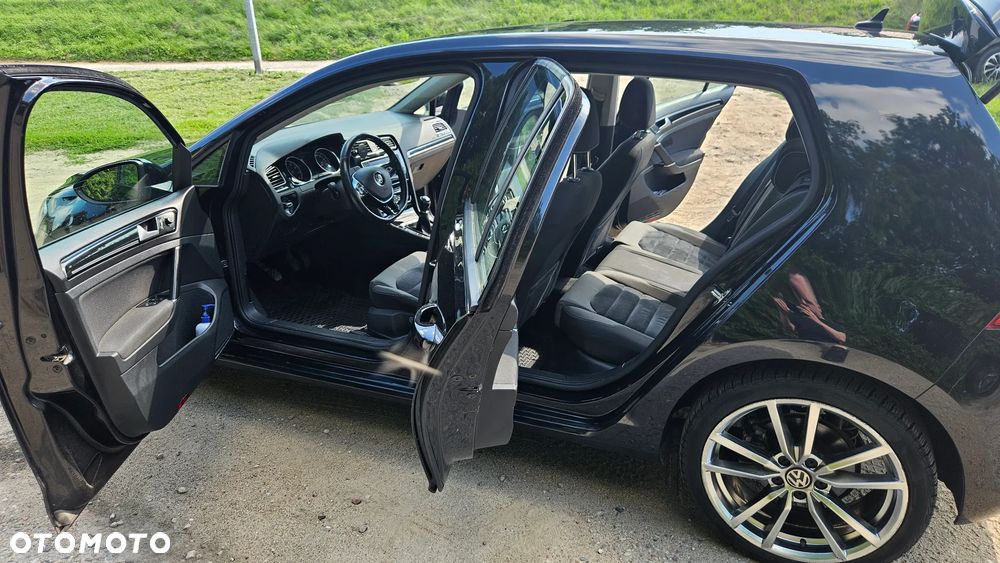Volkswagen Golf 1.4 TSI BMT Highline - 20