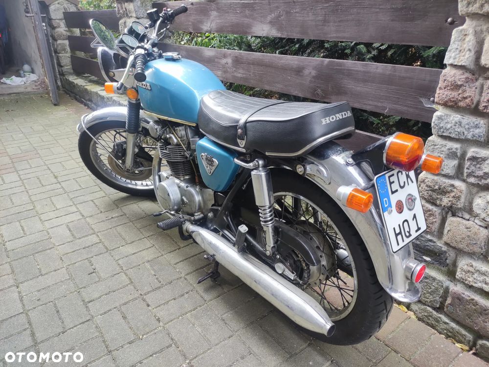 Honda CB - 3