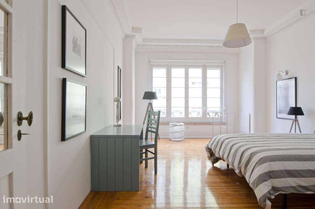 Quarto - localizado em Saldanha Lisbon - Grande imagem: 2/25