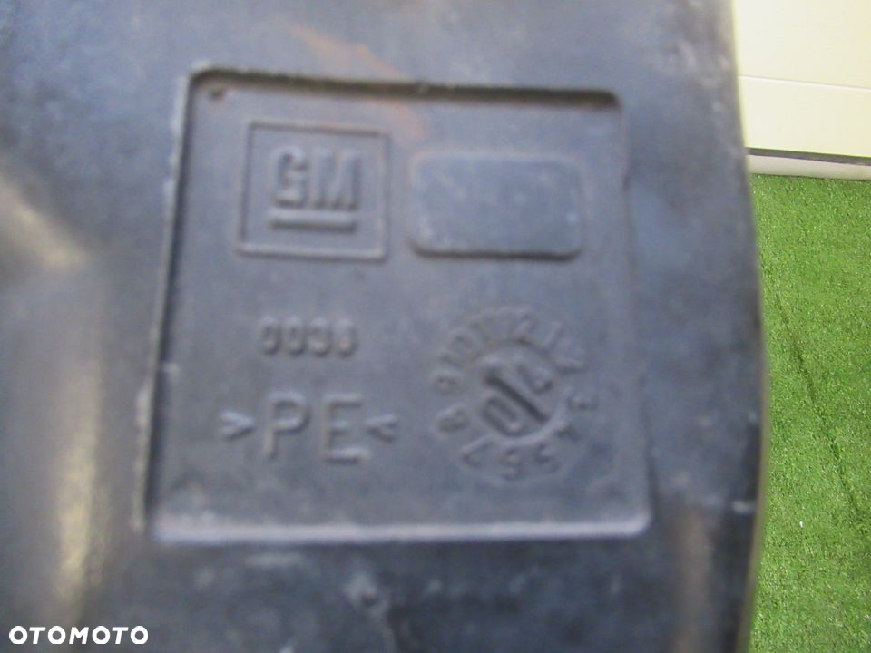 ZBIORNICZEK SPRYSKIWACZY OPEL ASTRA 3 III  2004- - 3