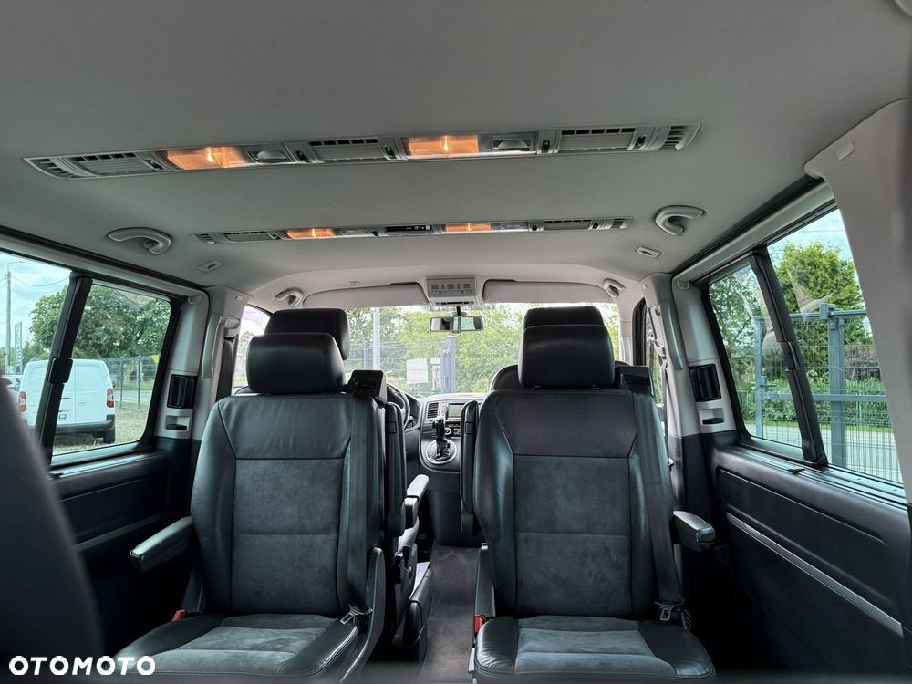 Volkswagen Multivan - 32