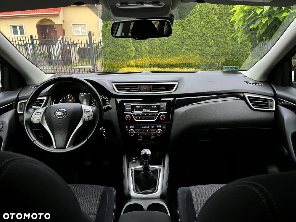 Nissan Qashqai 1.2 DIG-T N-Connecta - 28