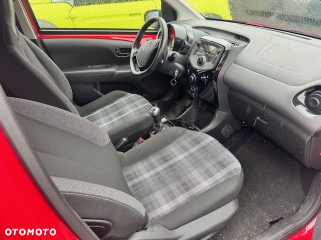 Peugeot 108 VTI 72 Top Allure - 26