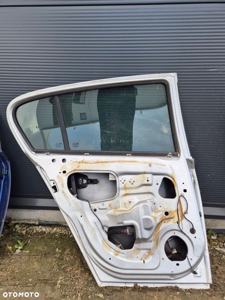 DRZWI OPEL ASTRA III H HATCHBACK - 18