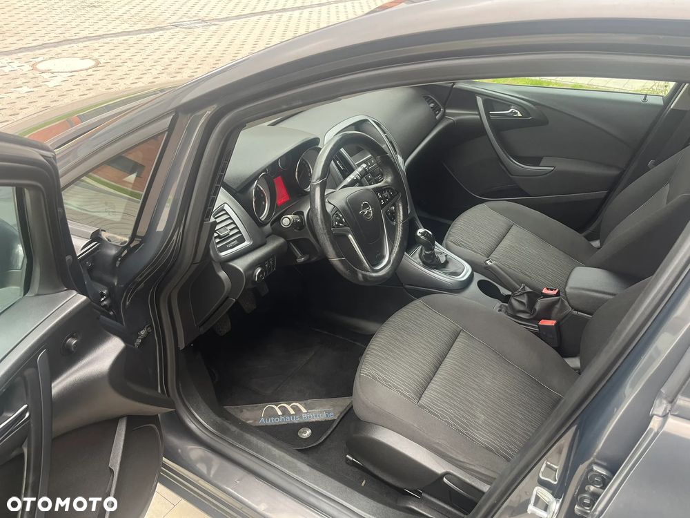 Opel Astra 1.6 Exklusiv - 17