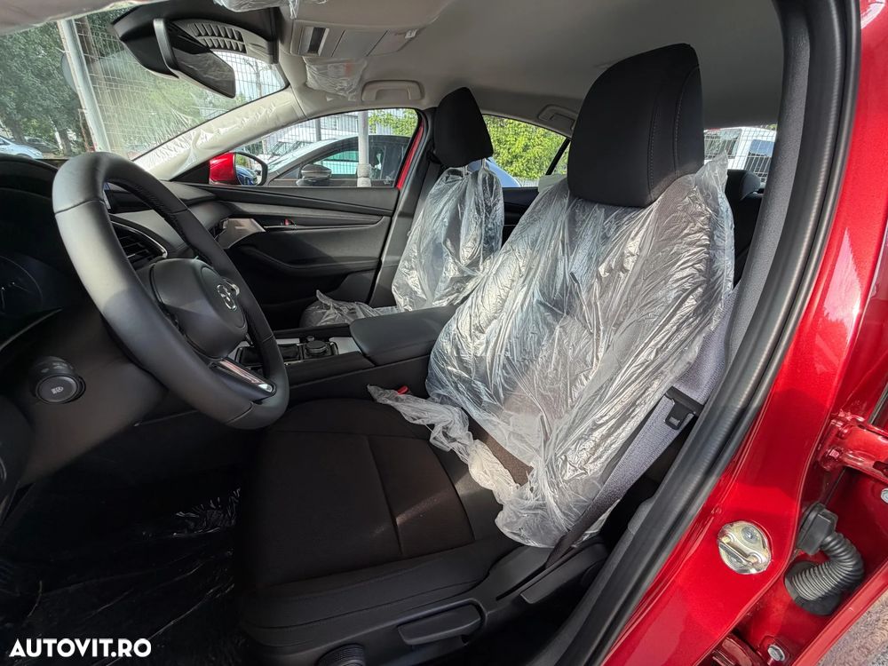 Mazda 3 e-Skyactiv X186 AT MHEV Center-Line - 10