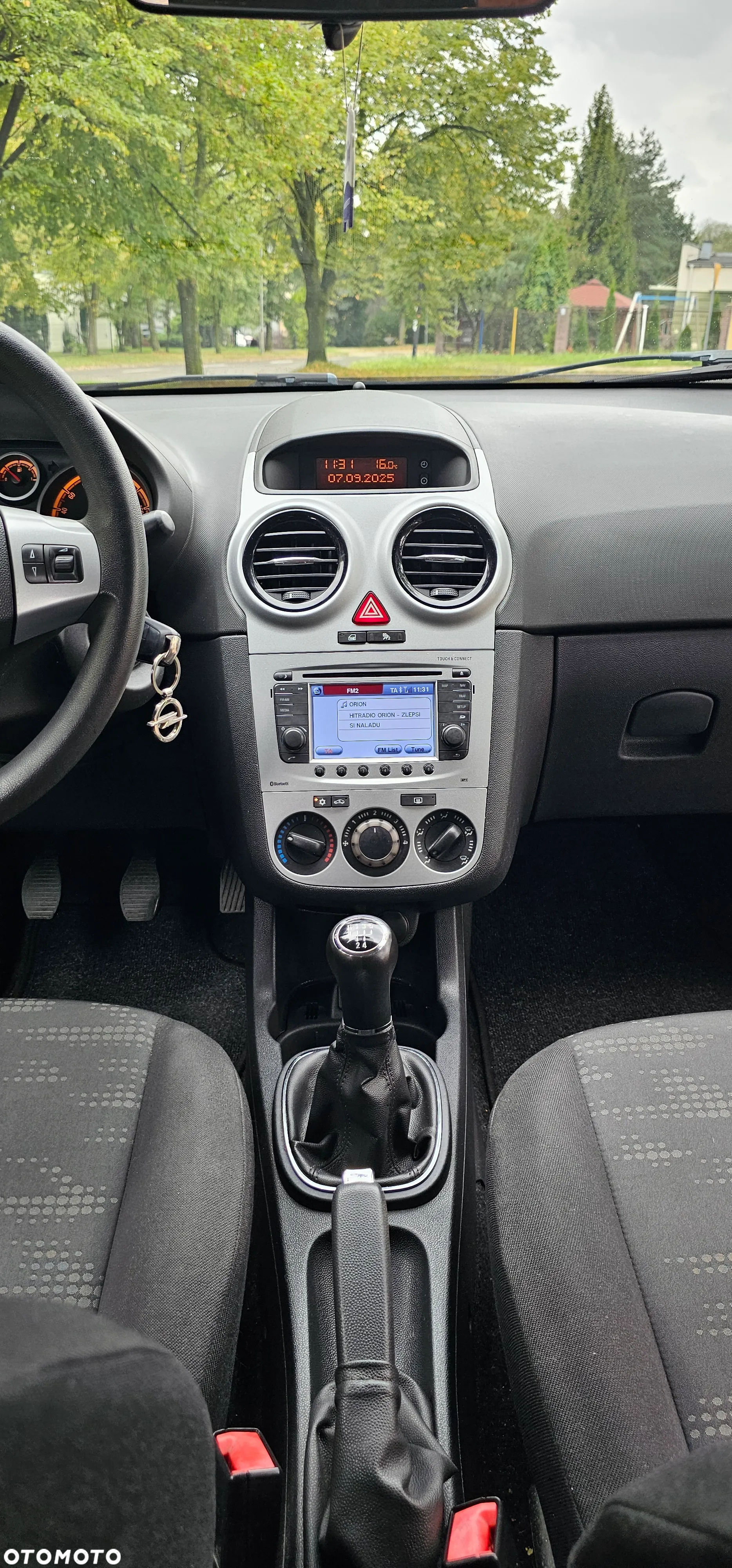 Opel Corsa 1.2 16V 111 - 24