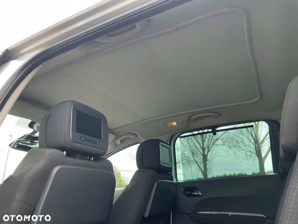 Peugeot 5008 HDI FAP 150 Family Plus - 18