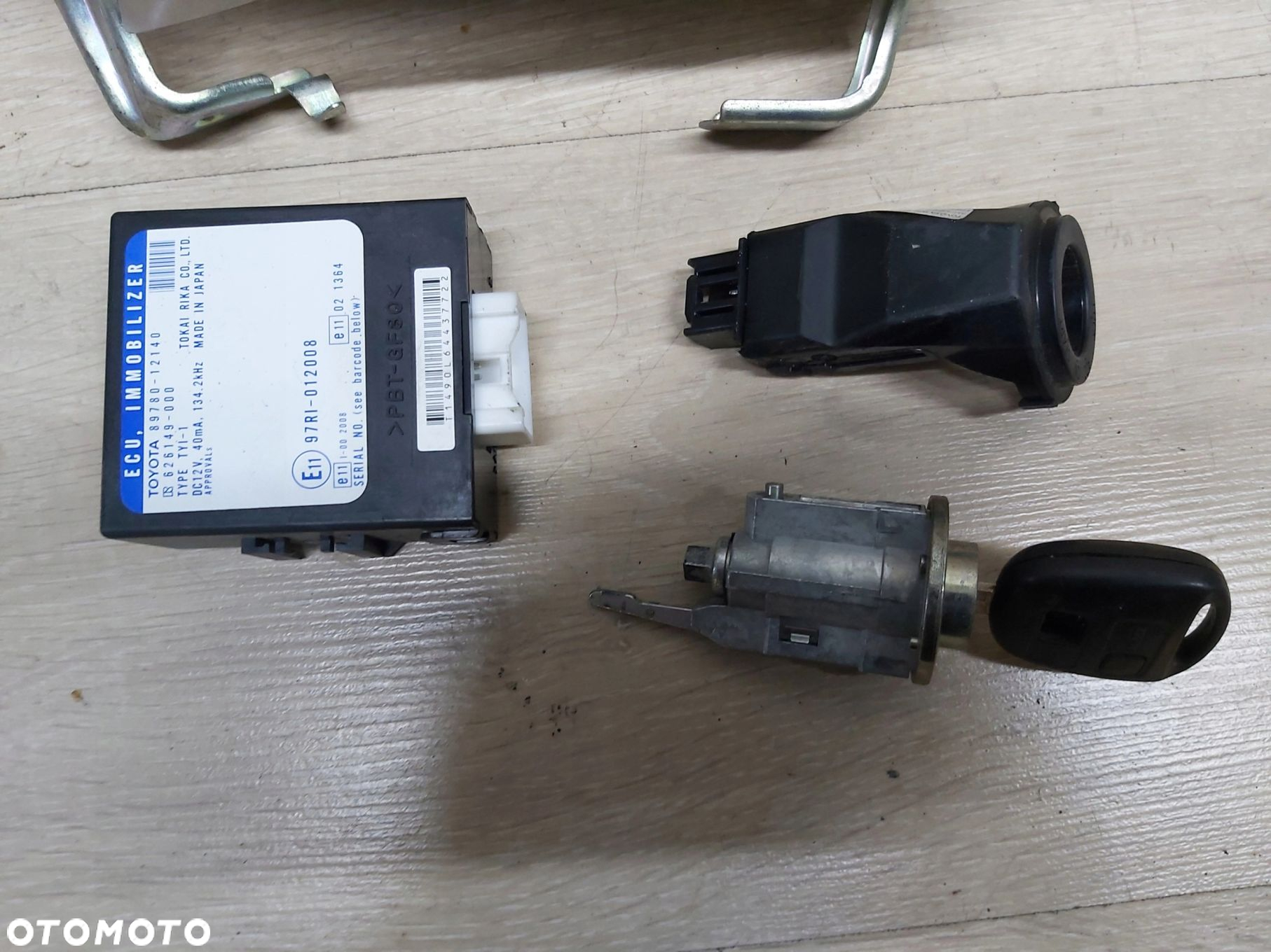 Toyota Corolla E12 2,0 d4d 116KM komputer silnika kluczyk zestaw odpalenia - 3