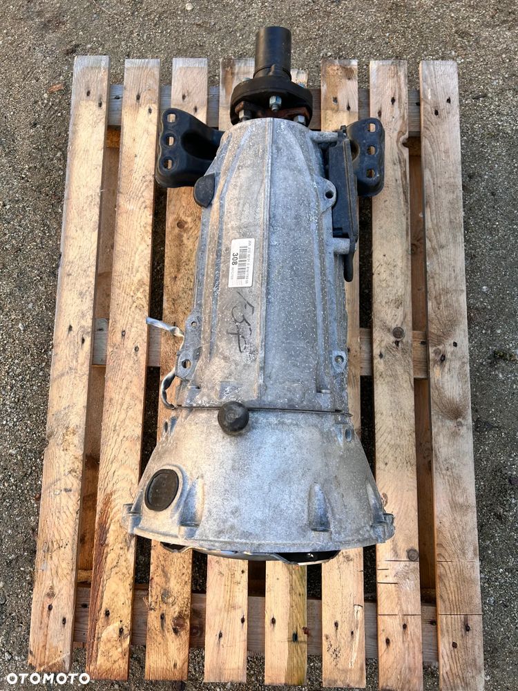 MERCEDES C-KLASA W205 1.6 CGI SKRZYNIA AUTOMAT 2052707201 - 1