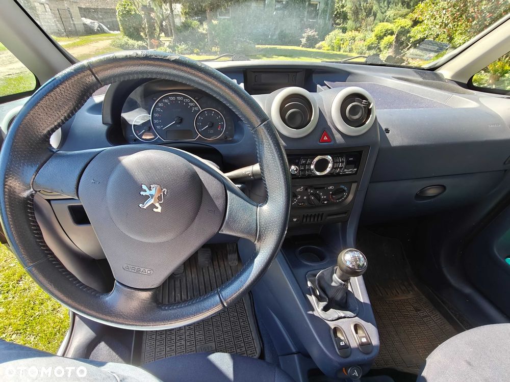 Peugeot 1007 - 5