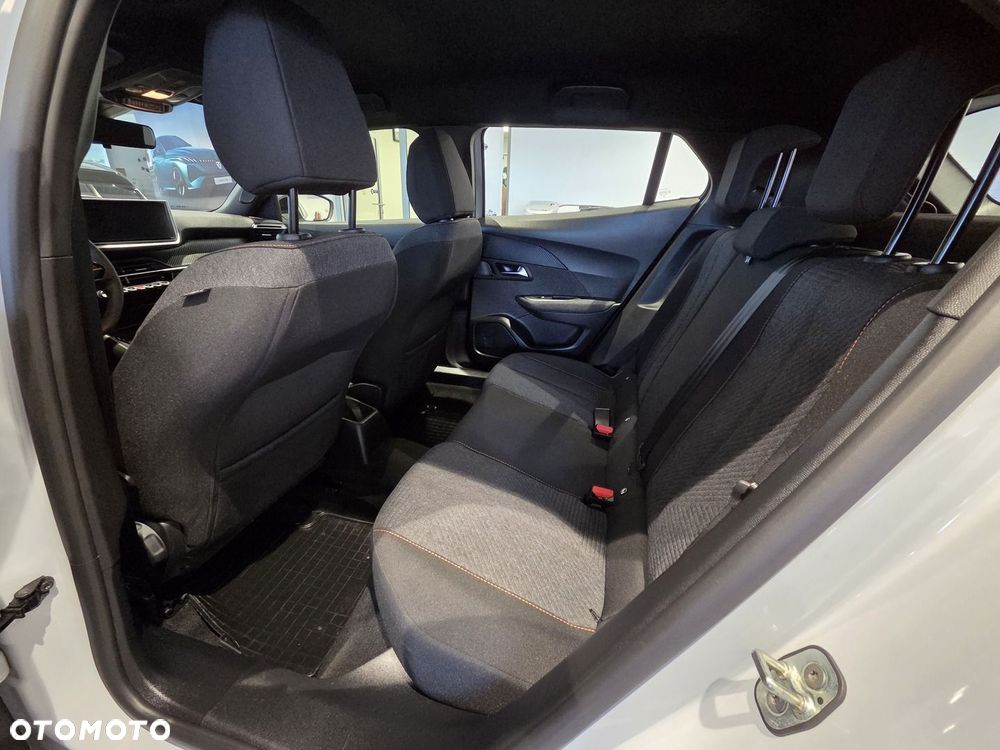 Peugeot 2008 - 9
