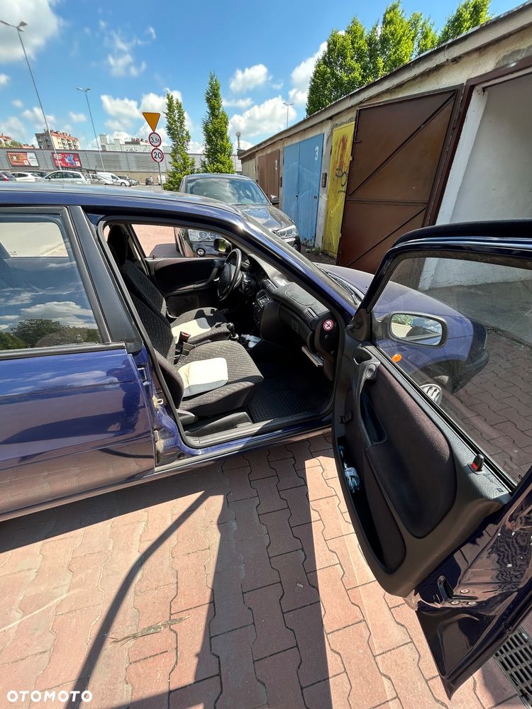 Opel Astra 1.4 Base - 7