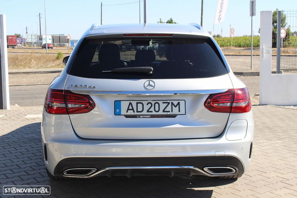 Mercedes-Benz C 300 de AMG Line - 22