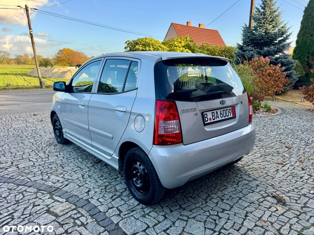 Kia Picanto 1.1 EX - 7