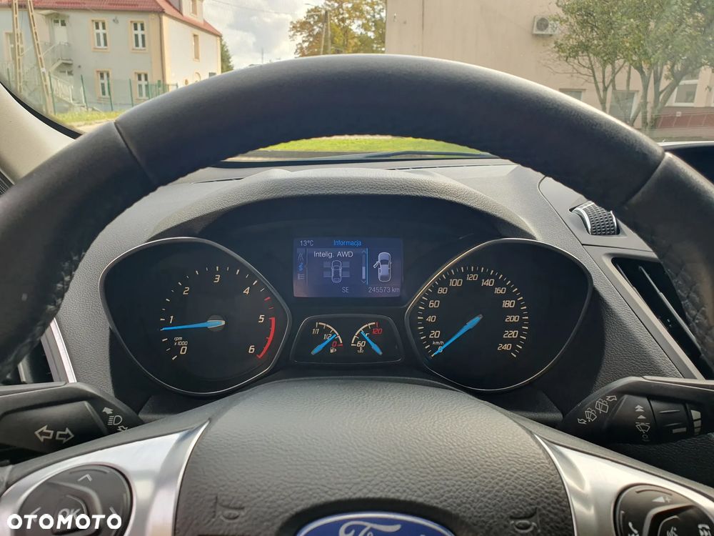 Ford Kuga 2.0 TDCi 4x4 Titanium - 12