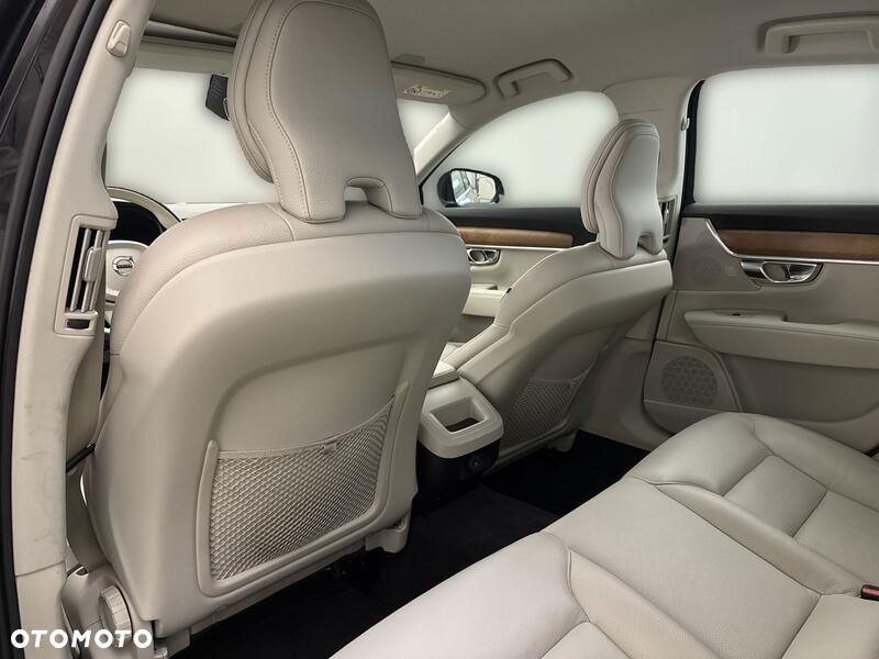 Volvo S90 B4 B Momentum Pro - 18