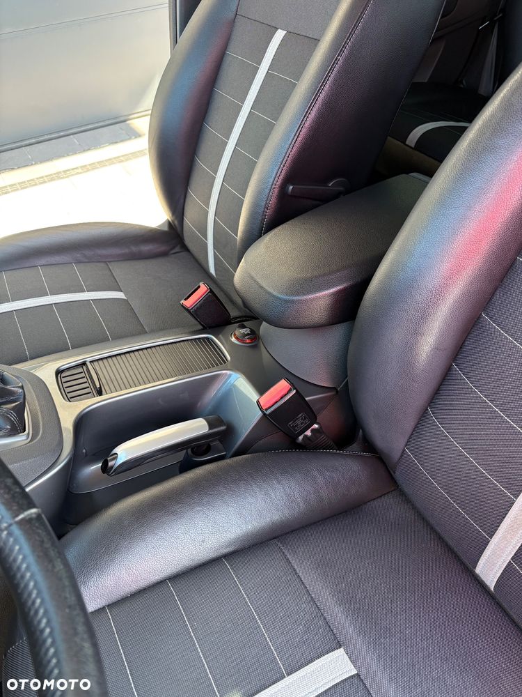 Ford Kuga 2.0 TDCi Titanium - 30