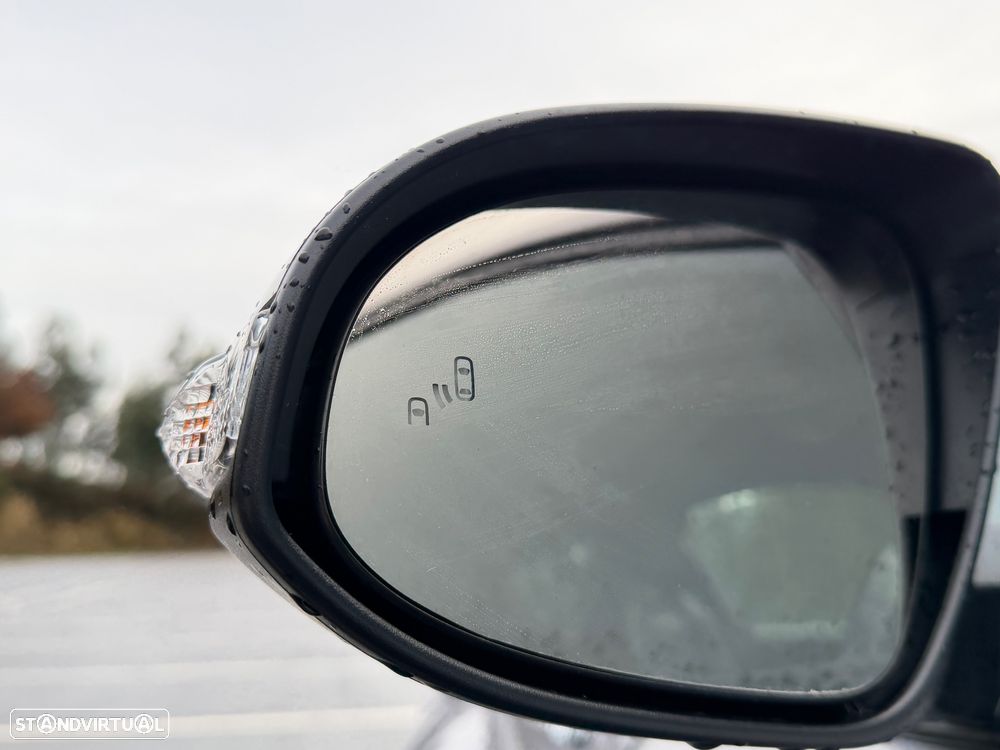 Toyota C-HR 1.8 HSD Exclusive+P.Luxury - 22