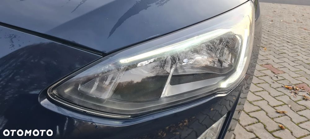 Ford Focus 1.0 EcoBoost Trend Edition Business - 1