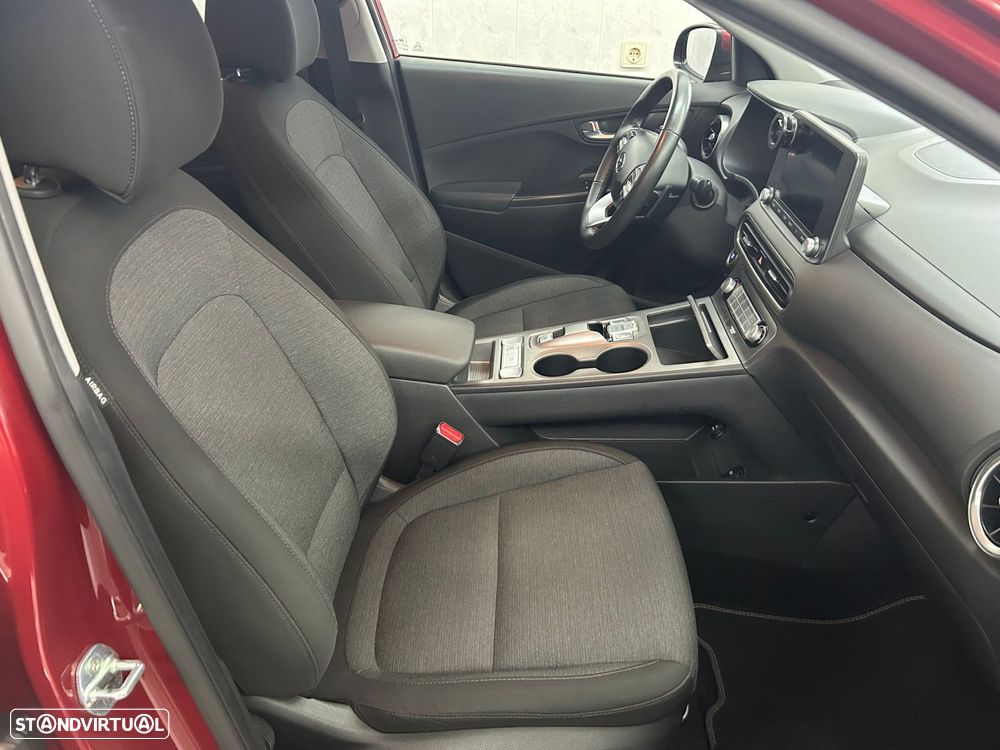 Hyundai Kauai Business - 18