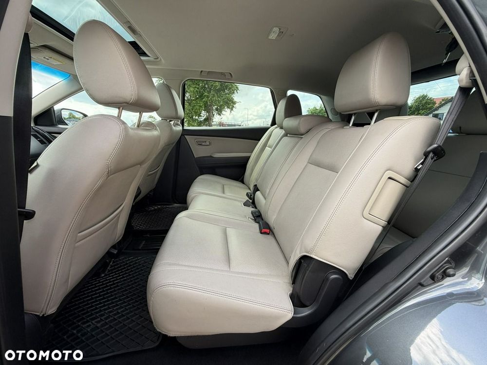 Mazda CX-9 - 17