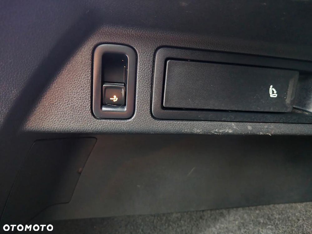 Volkswagen Tiguan 2.0 TDI SCR - 29