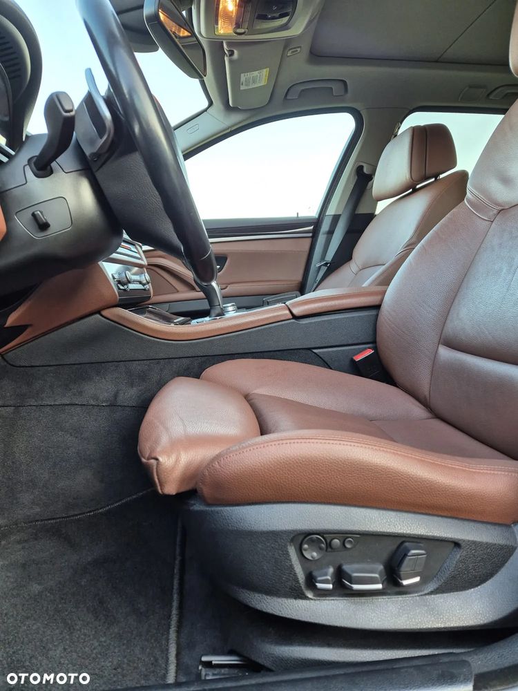 BMW Seria 5 520d Luxury Line - 19