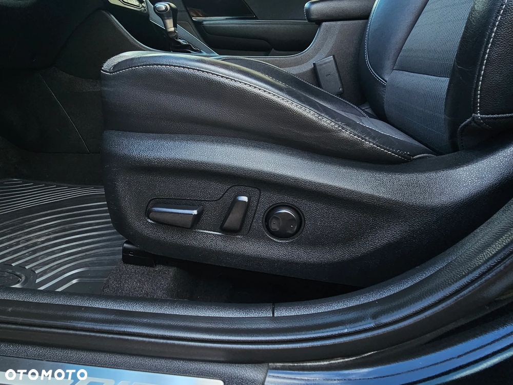 Kia Niro 1.6 GDI Hybrid M - 23