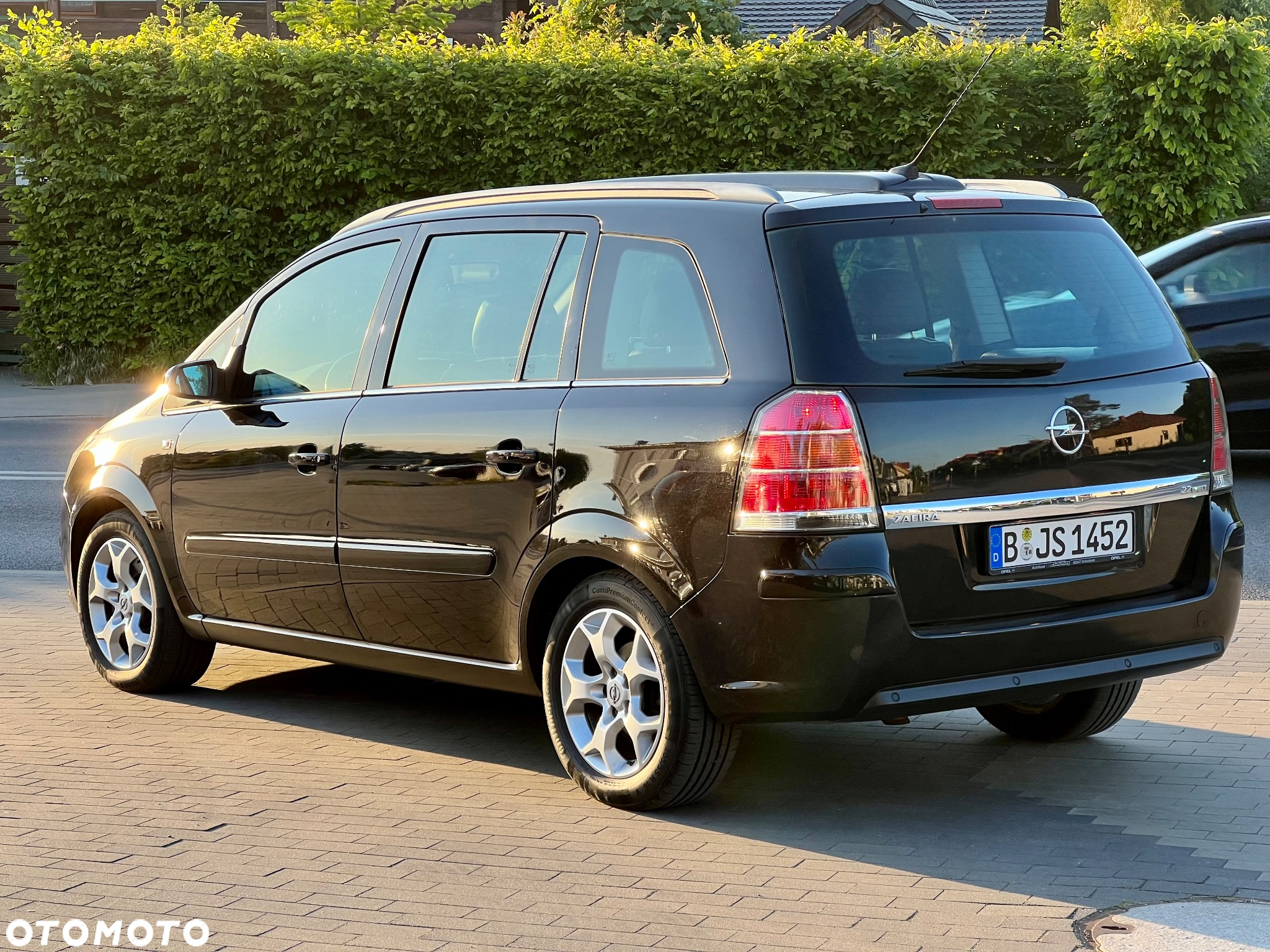 Opel Zafira 2.2 Automatik Cosmo - 4