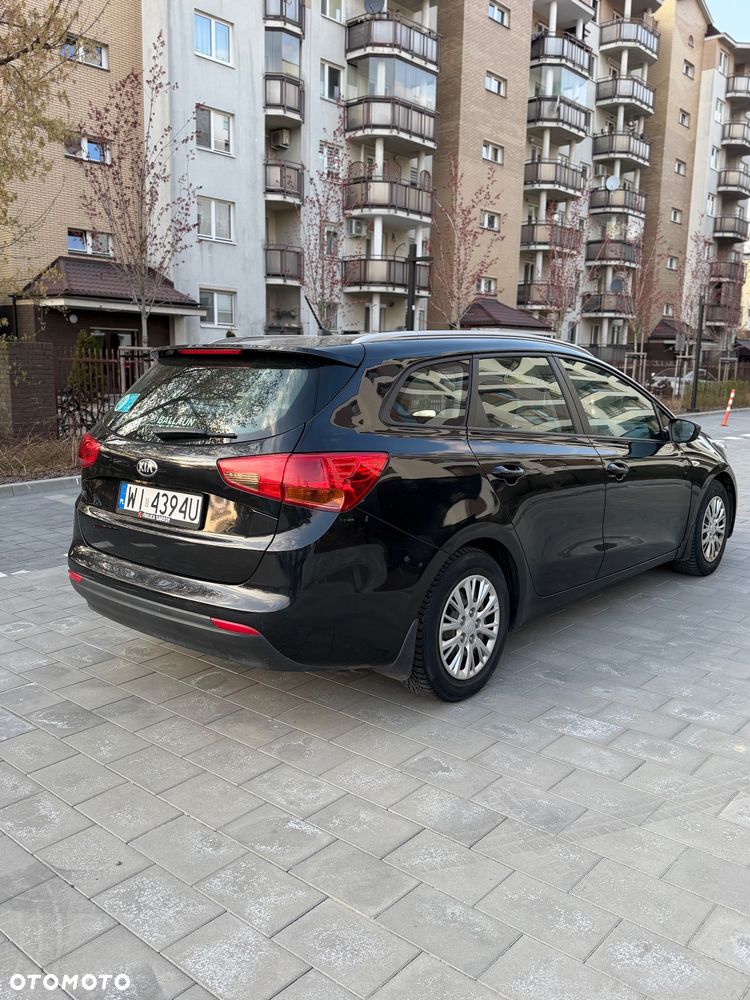 Kia Ceed 1.6 GDI Business Line - 4