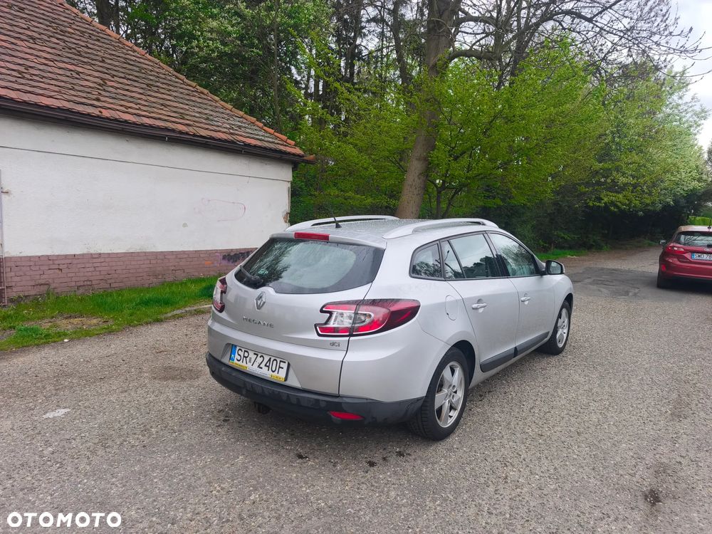Renault Megane dCi 130 FAP Dynamique - 4
