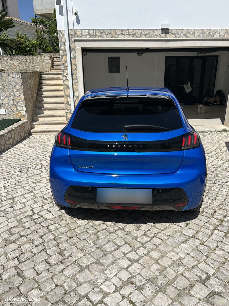 Peugeot e-208 - 9