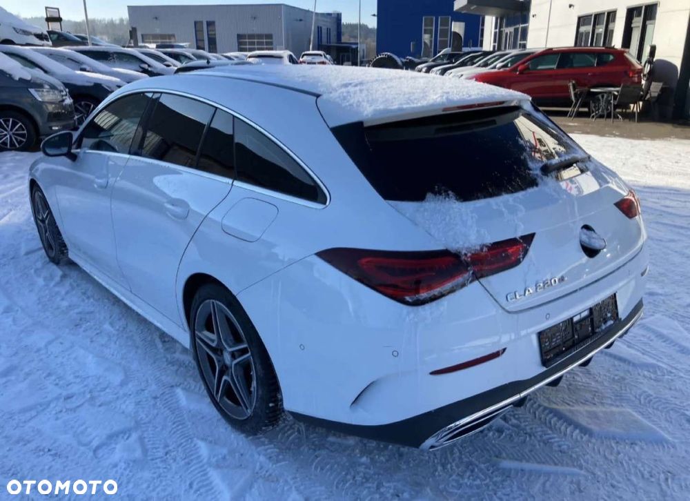 Mercedes-Benz CLA - 4