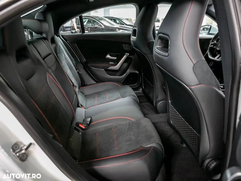 MERCEDES-BENZ CLA 2024 — imagine 8