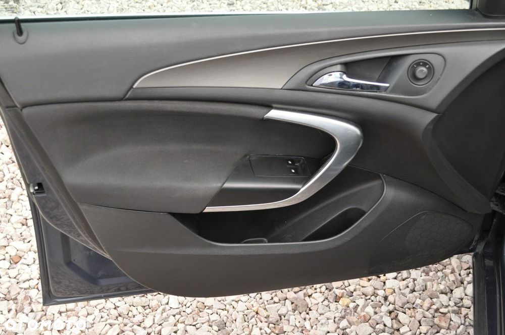 Opel Insignia 1.8 Design Edition - 22