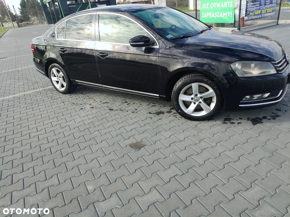 Volkswagen Passat 1.6 TDI Trendline - 4