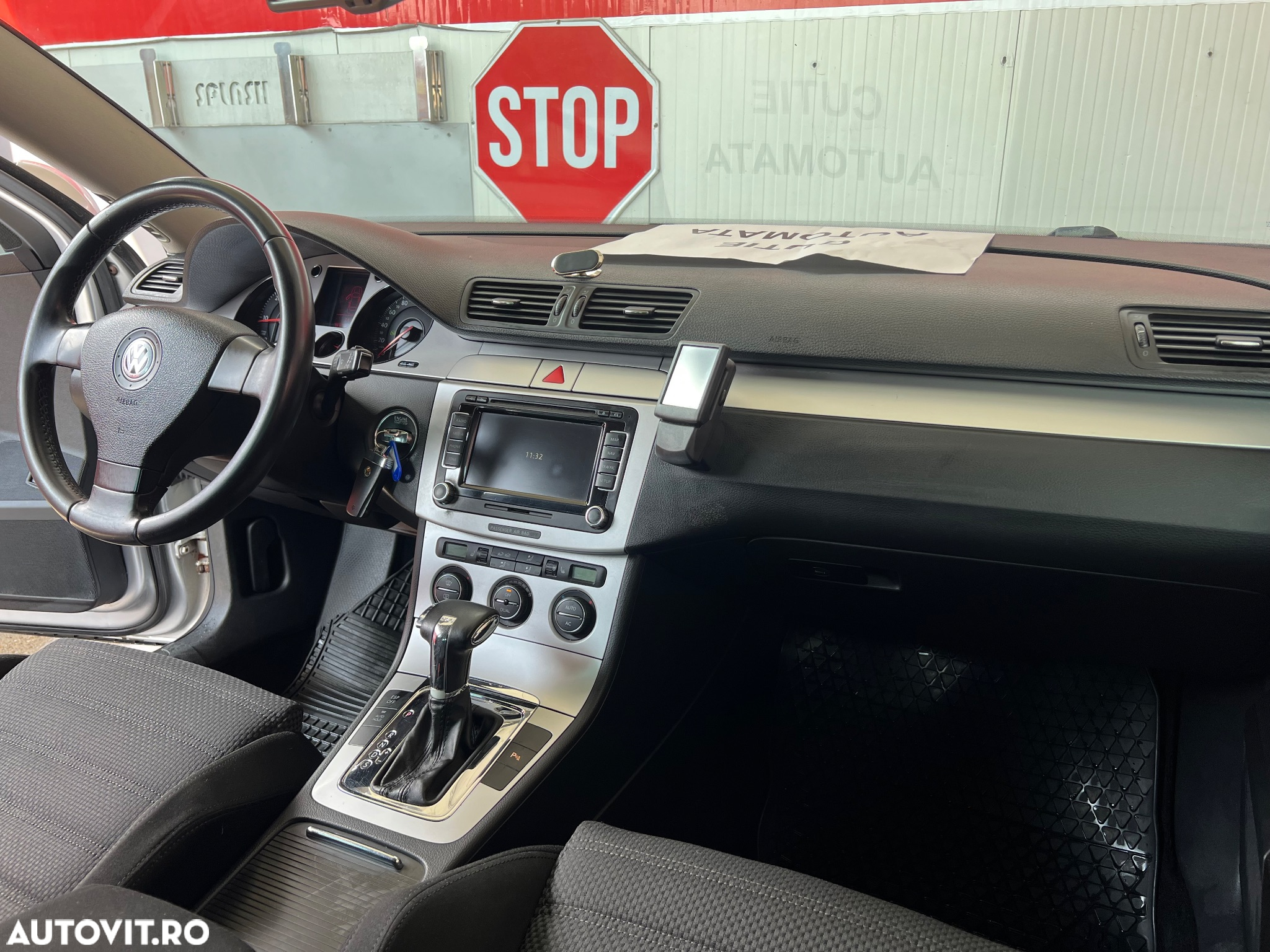 Volkswagen Passat Variant 2.0 TDI Highline Aut - 8
