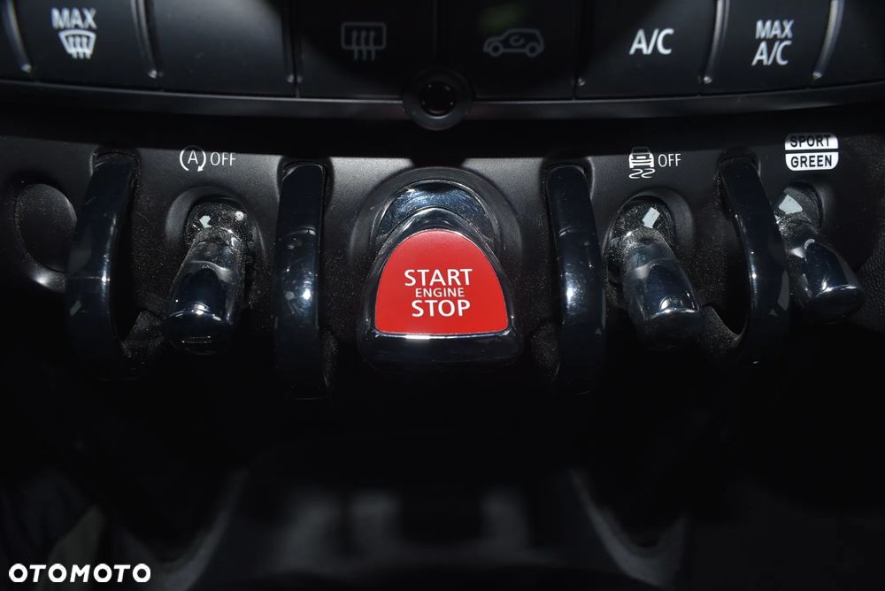 MINI Cooper Standard - 33