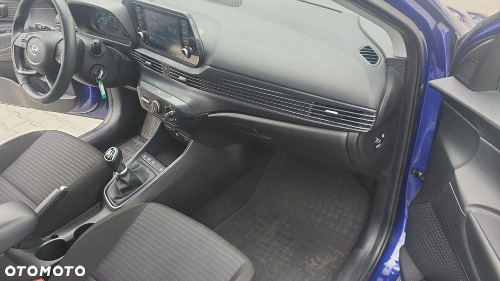 Hyundai i20 - 21