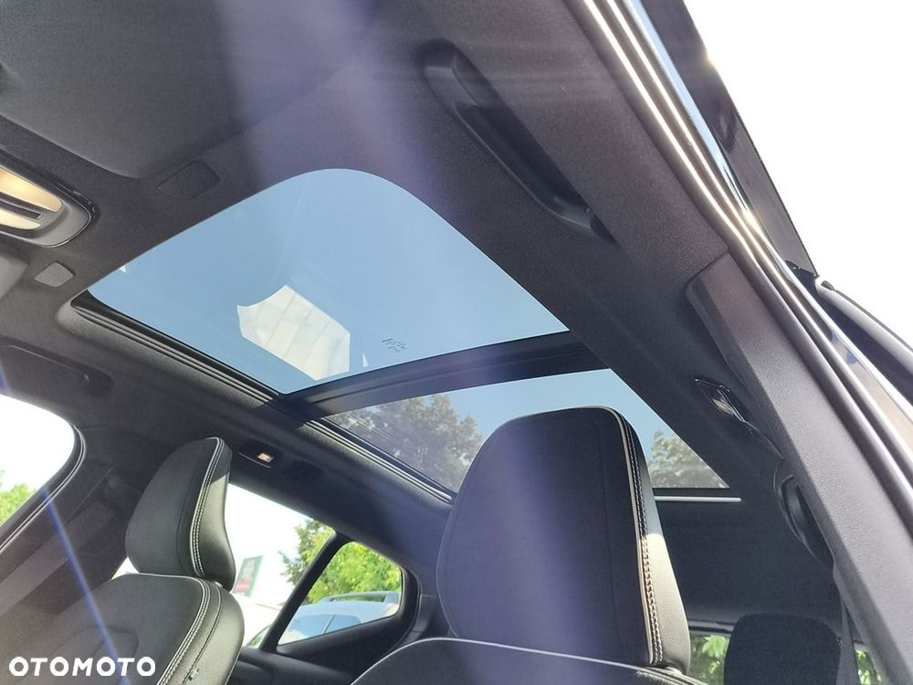 Volvo XC 40 82kWh Recharge Twin AWD Plus - 14
