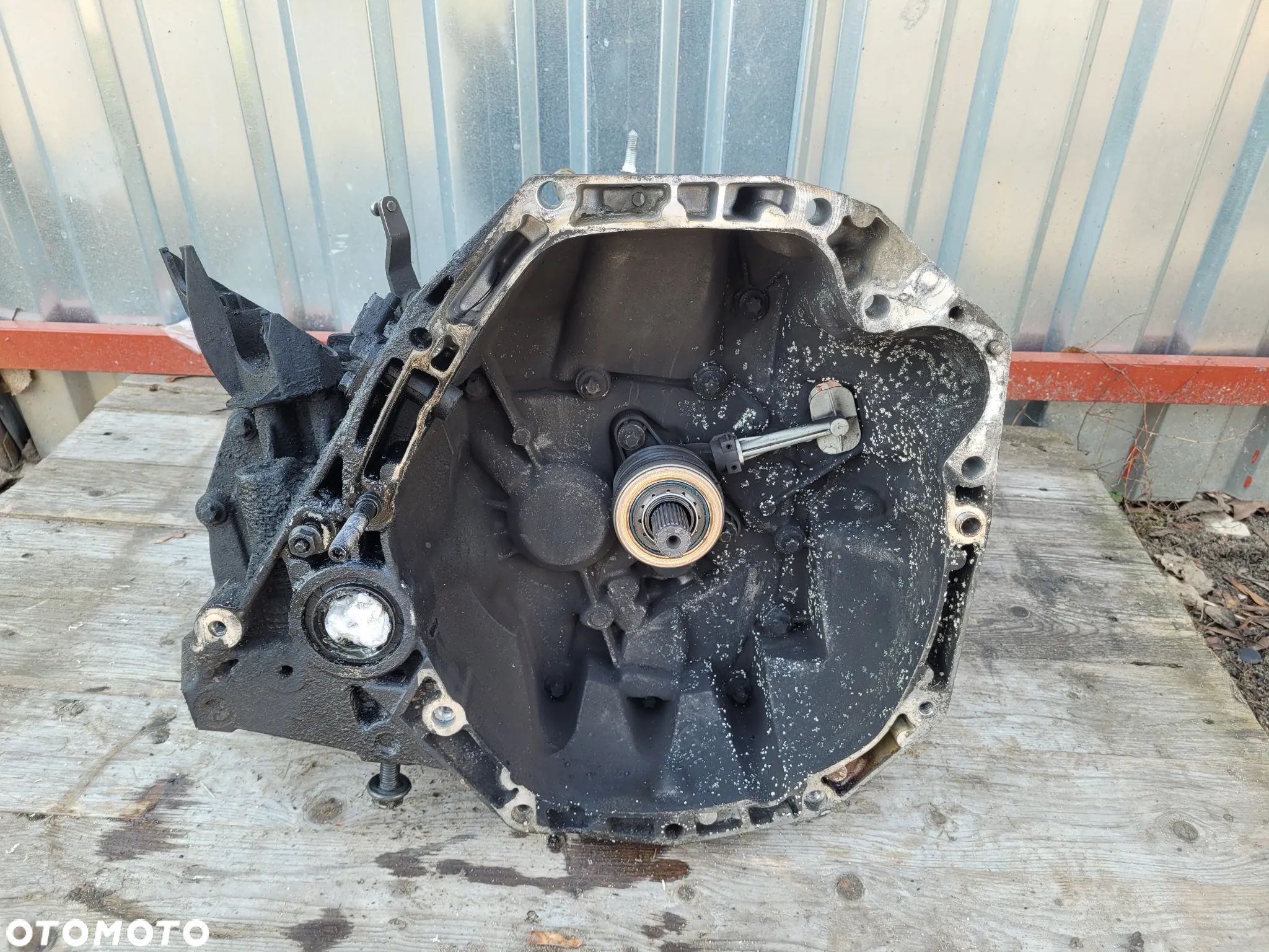 Skrzynia biegów JR5 124 JR5124 Renault Clio 3 1,5 DCI - 1