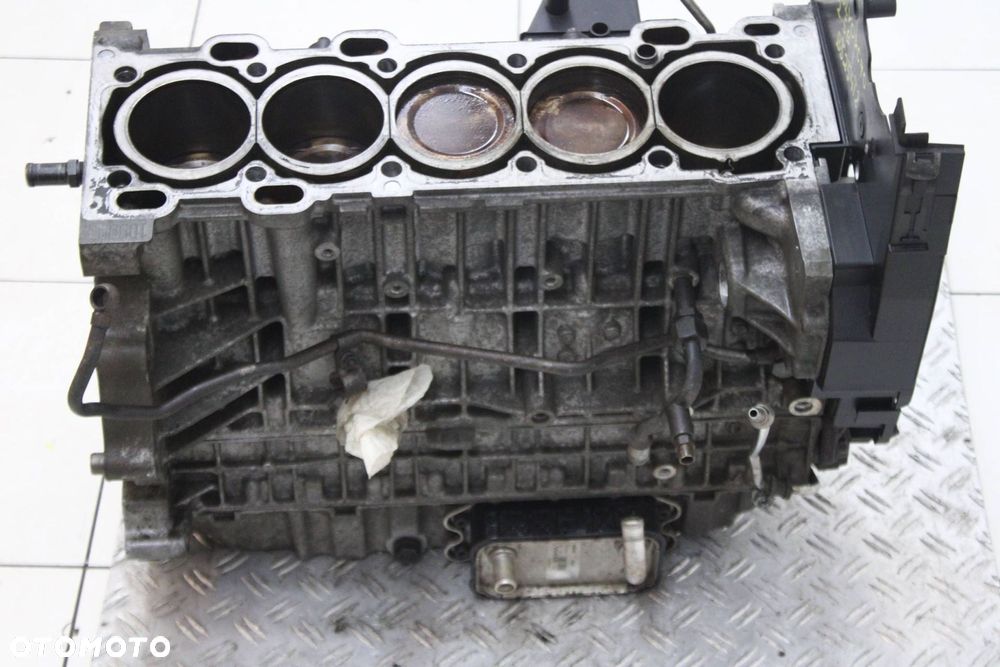 DÓŁ BLOK SILNIKA VOLVO XC70 2.5 TURBO B5254T - 1