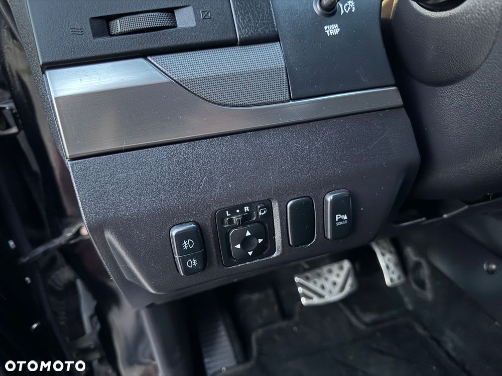 Mitsubishi Pajero 3.2 DI-D Automatik Intense - 26