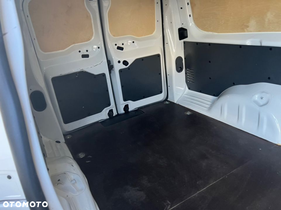 Peugeot expert - 13