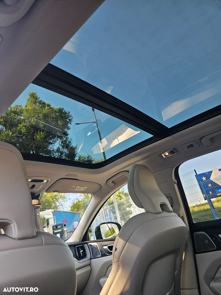 Volvo XC 60 D5 AWD Inscription - 15