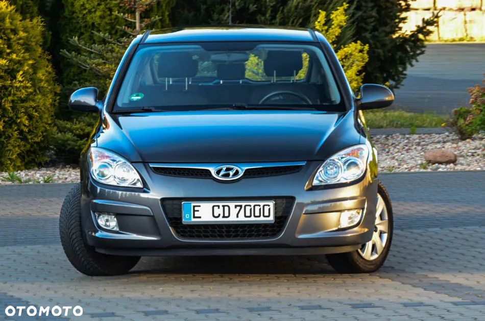 Hyundai i30 1.6 Comfort - 28